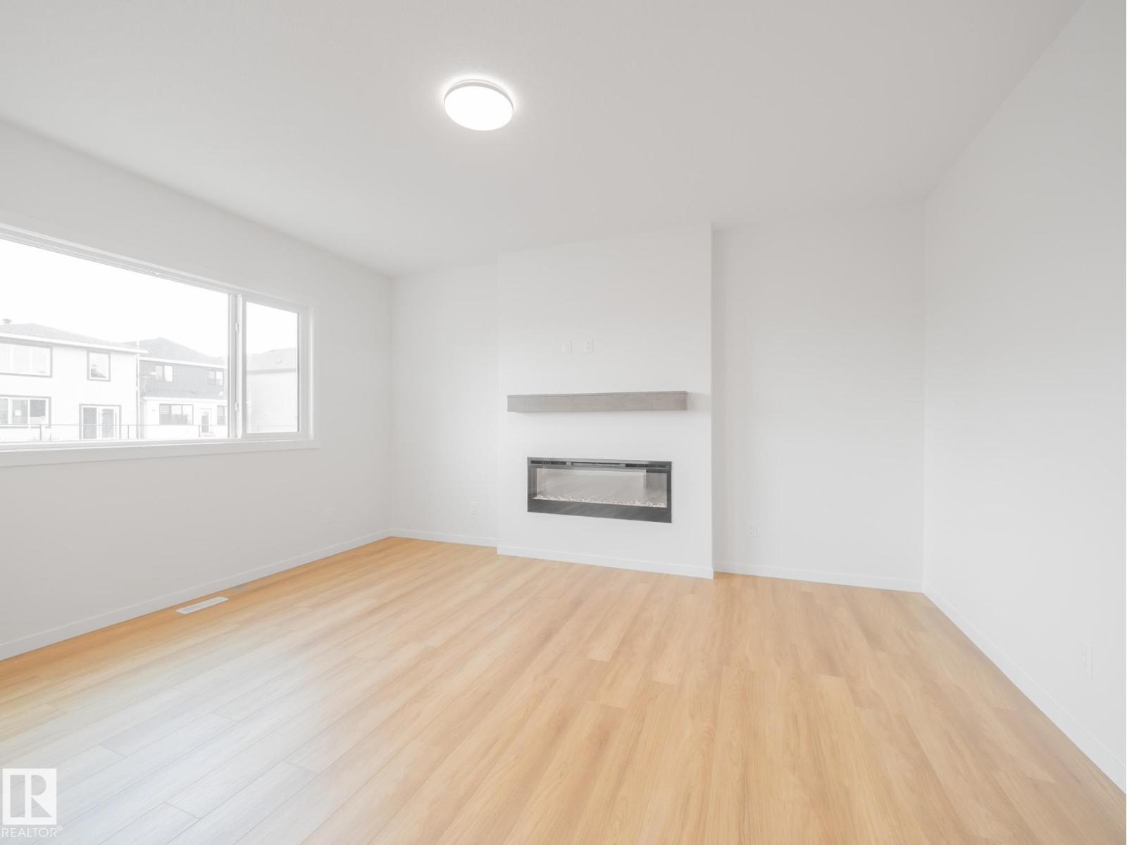 947 18 AV NW - 28