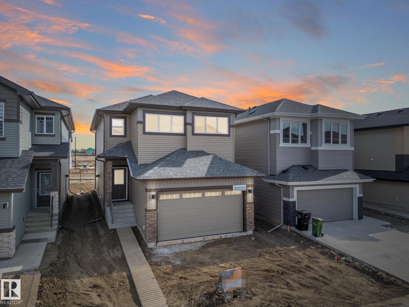 927 18 AV NW - 1