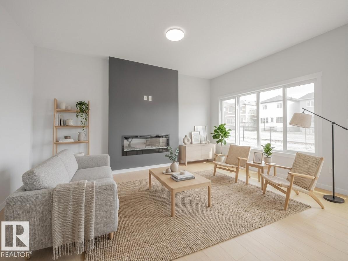 927 18 AV NW - 19