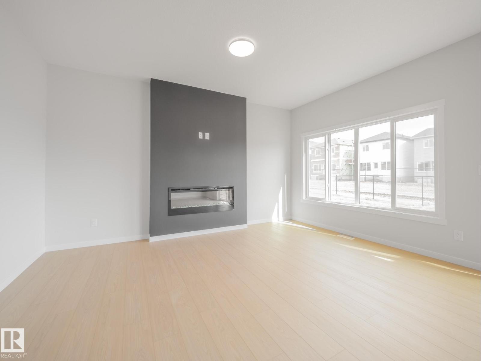 927 18 AV NW - 21