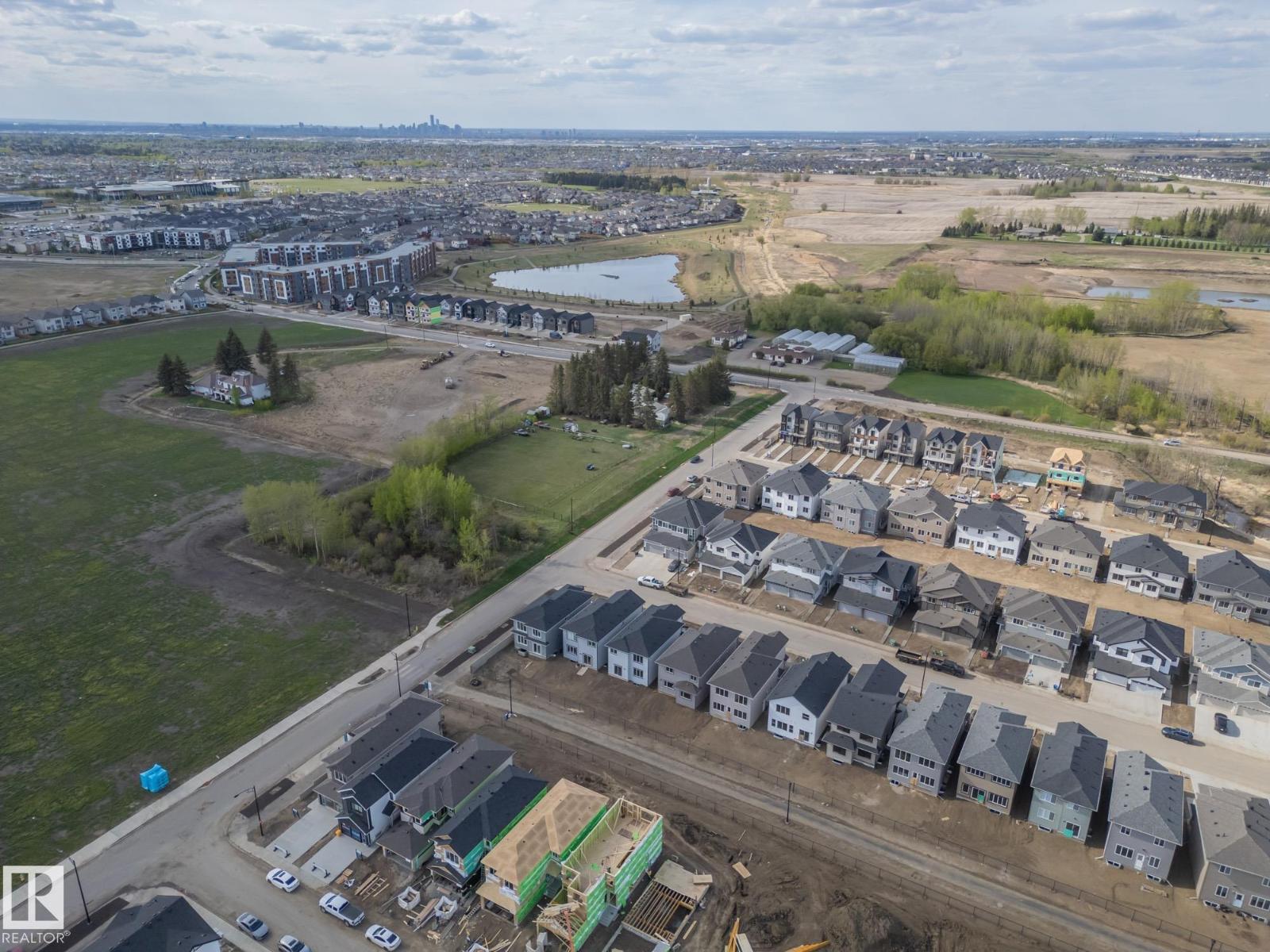 927 18 AV NW - 44