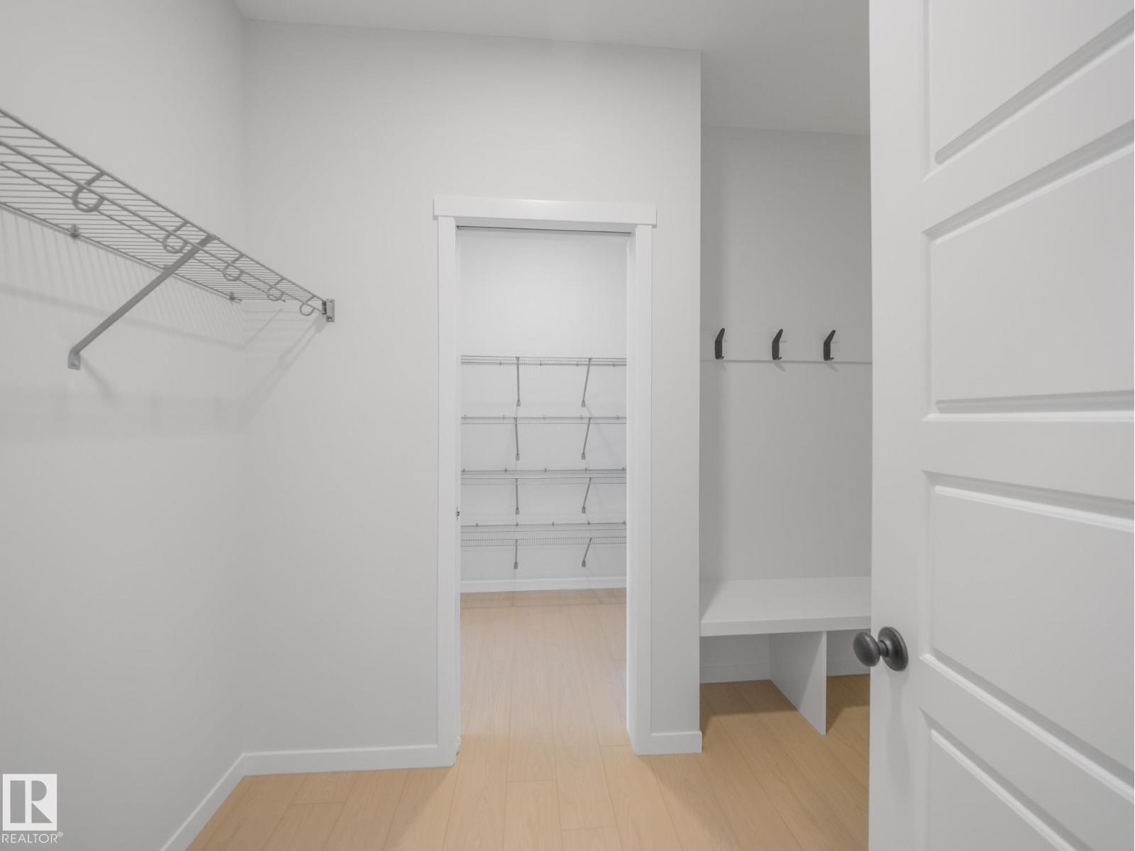 927 18 AV NW - 9