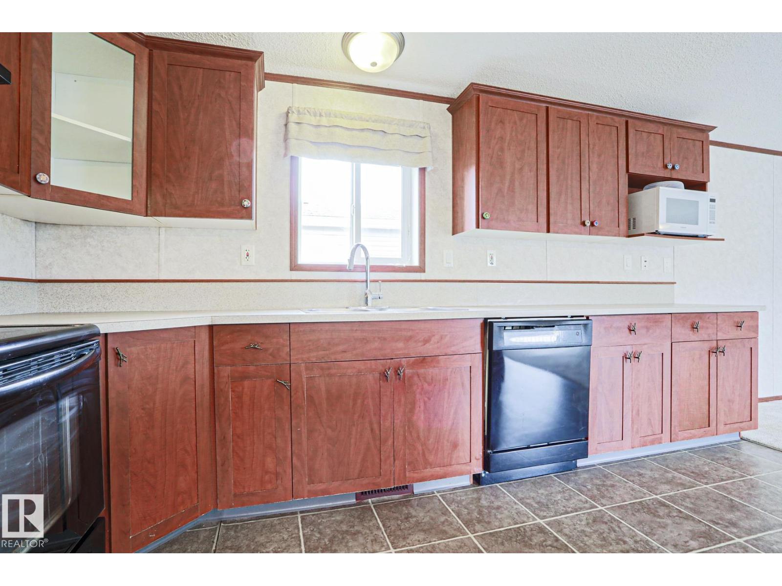 236 Oakwood DR NW - 11