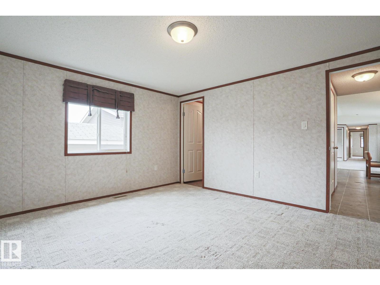 236 Oakwood DR NW - 23