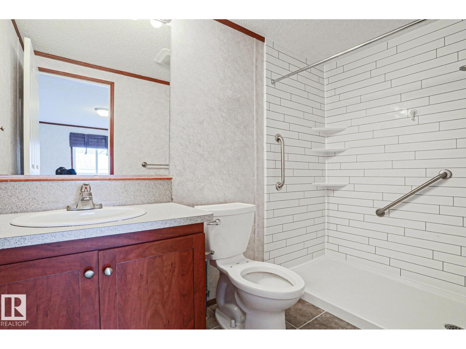 236 Oakwood DR NW - 24