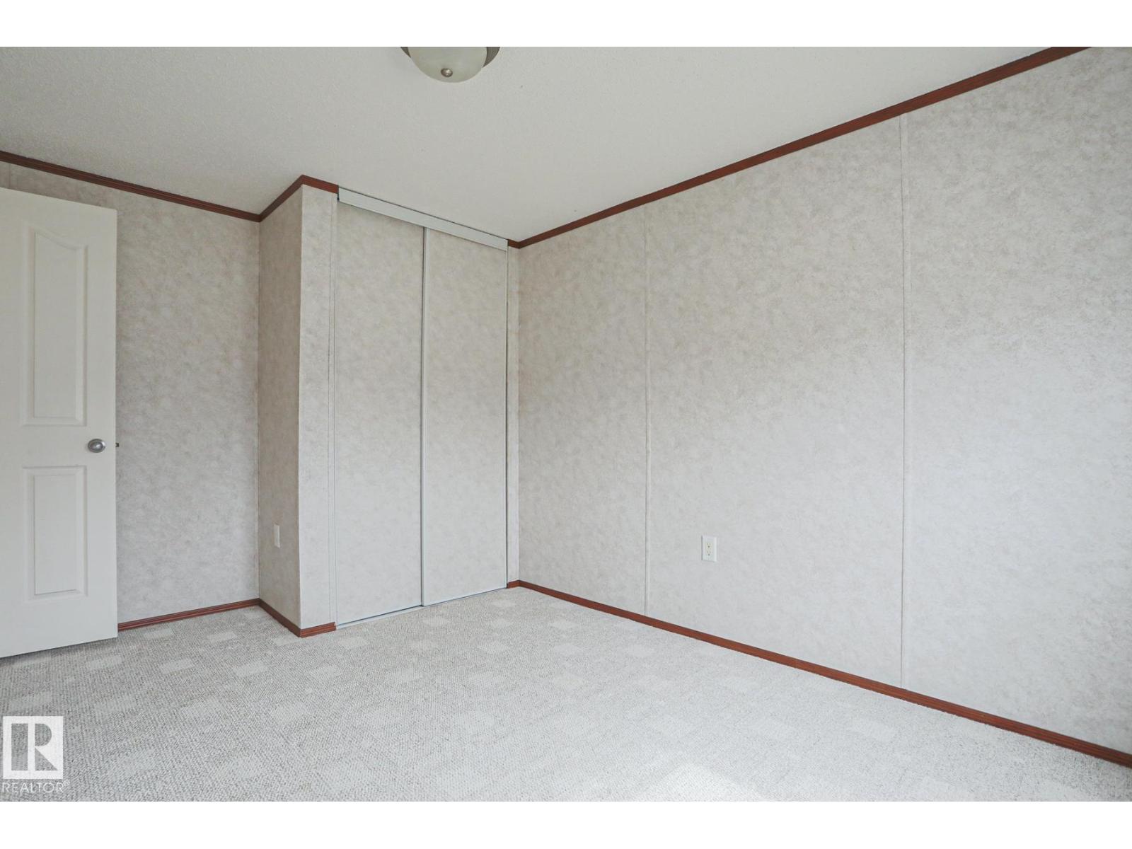 236 Oakwood DR NW - 33