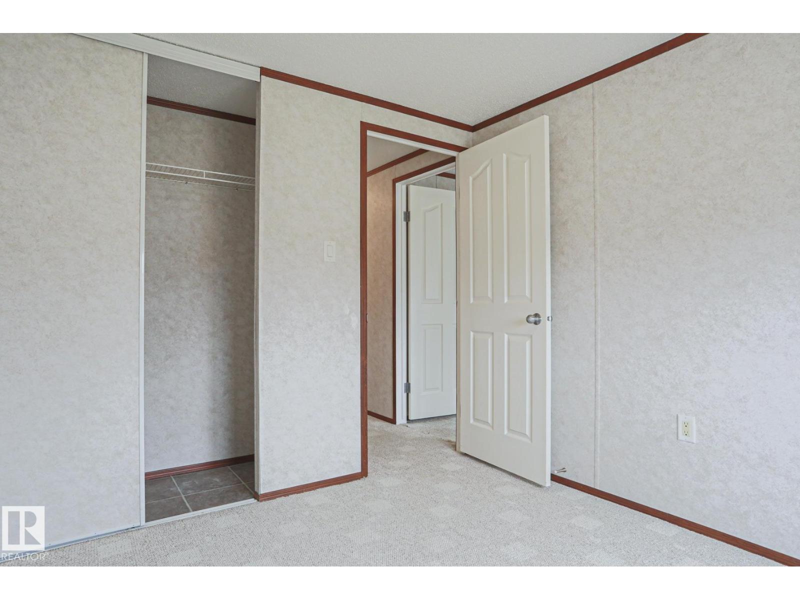 236 Oakwood DR NW - 35
