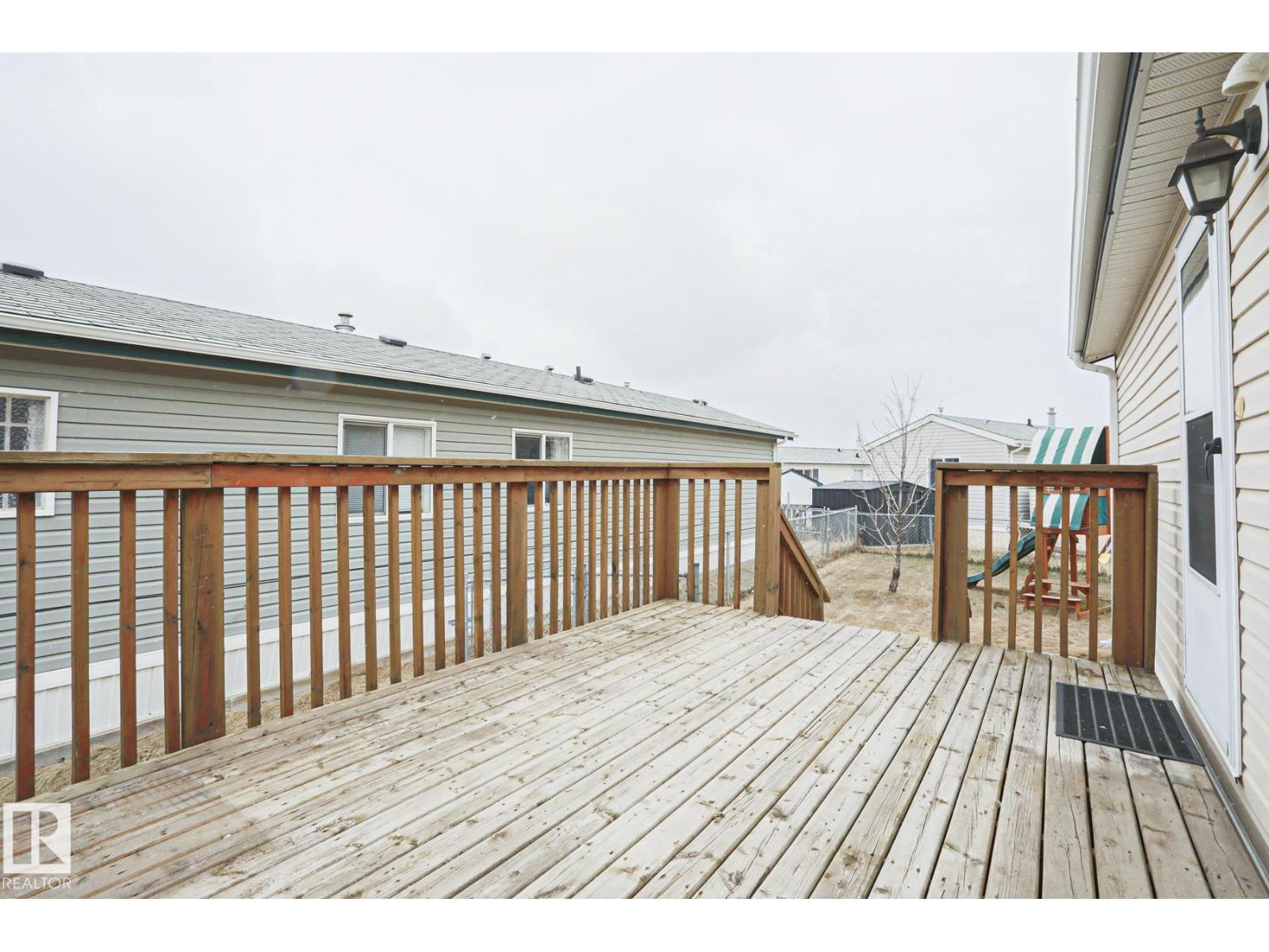 236 Oakwood DR NW - 44