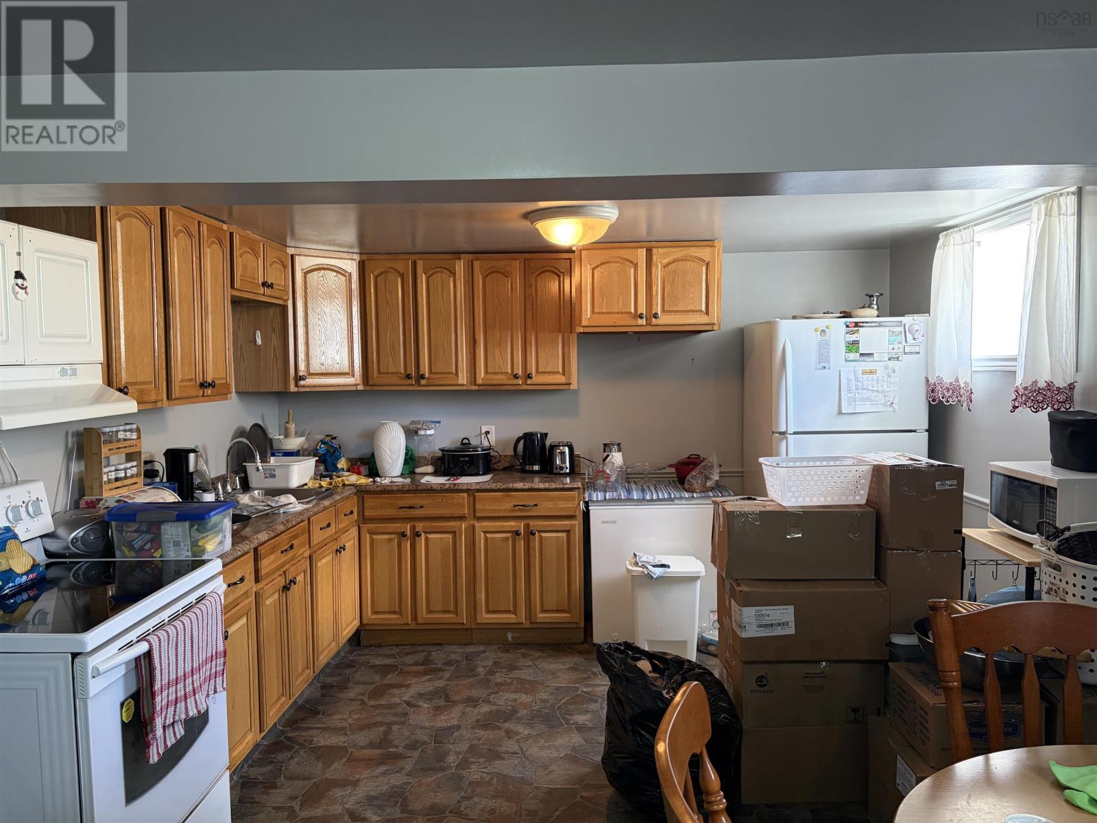 100 Oceanview Crescent - 15