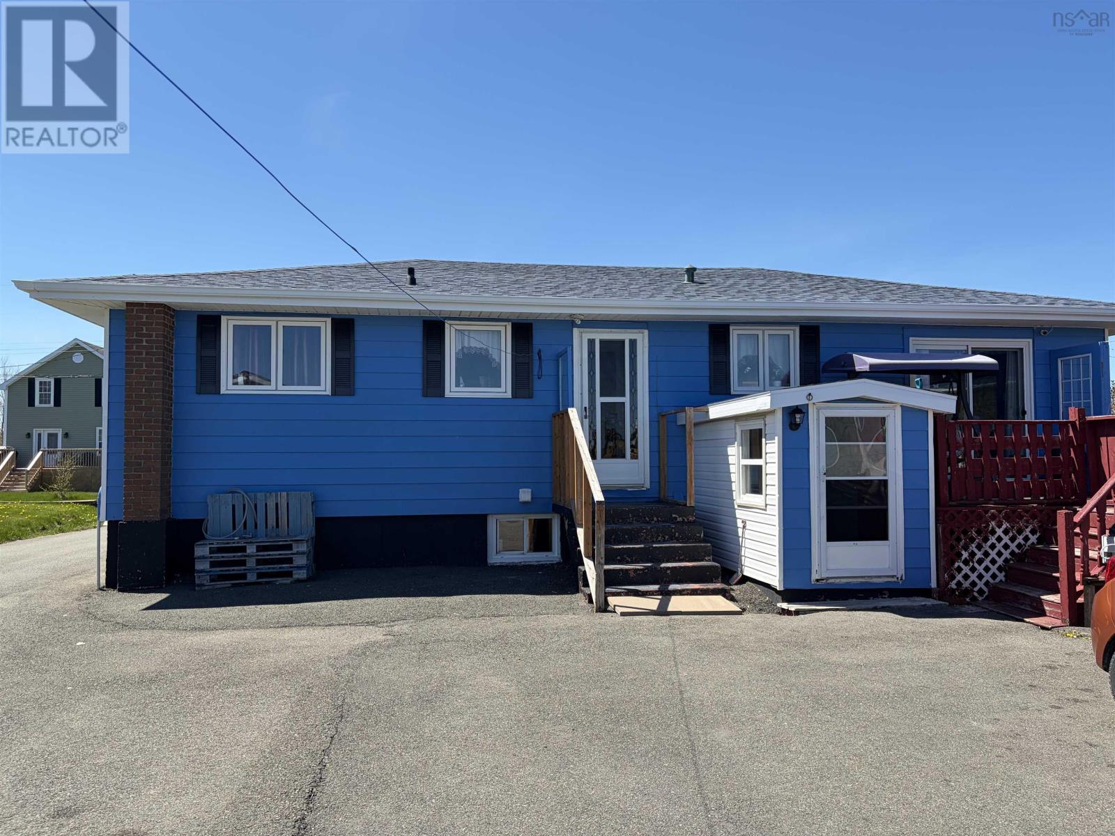 Property 21 of 23 of 100 Oceanview Crescent
