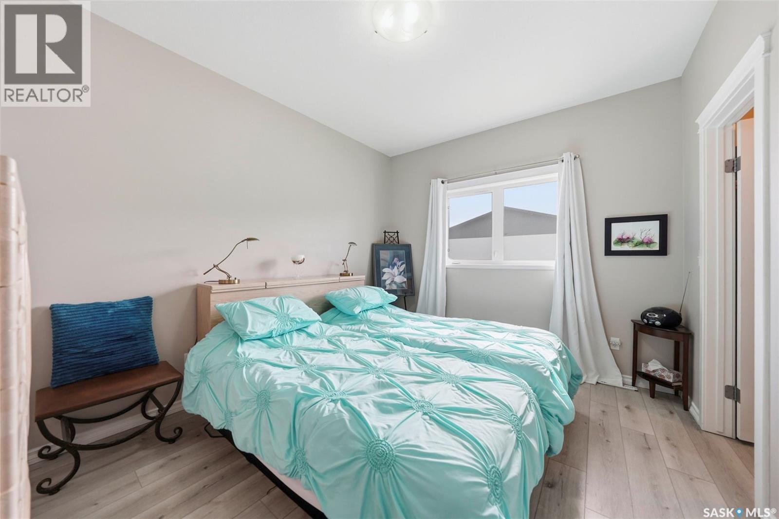 #8 320 3rd STREET - 16