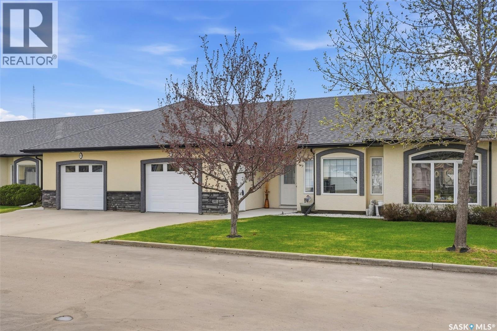 #8 320 3rd STREET - Image 2