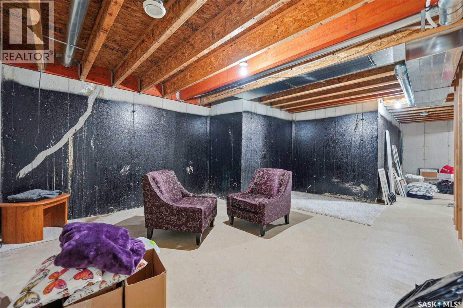 #8 320 3rd STREET - 24