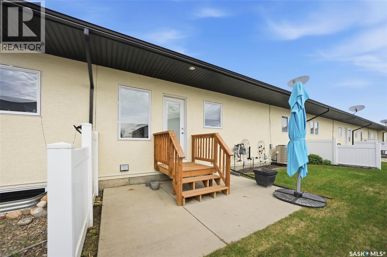 #8 320 3rd STREET - 28