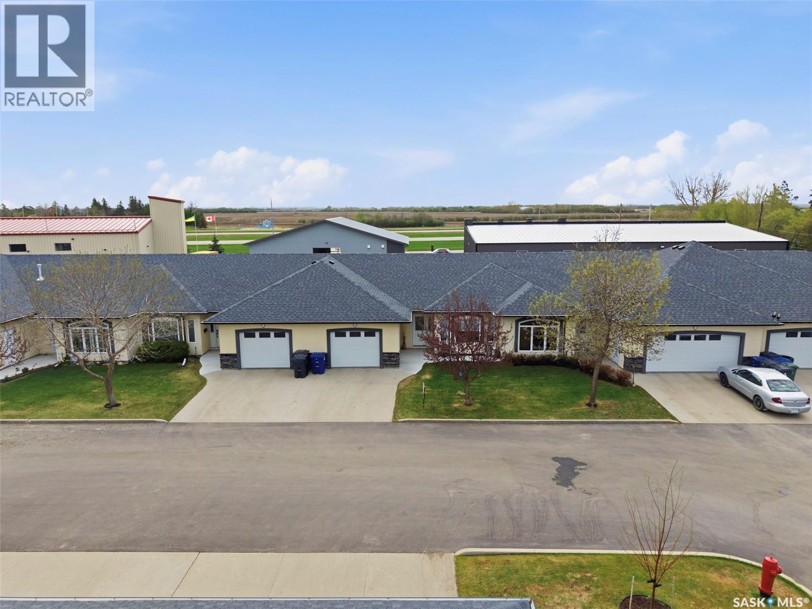 #8 320 3rd STREET - Image 3