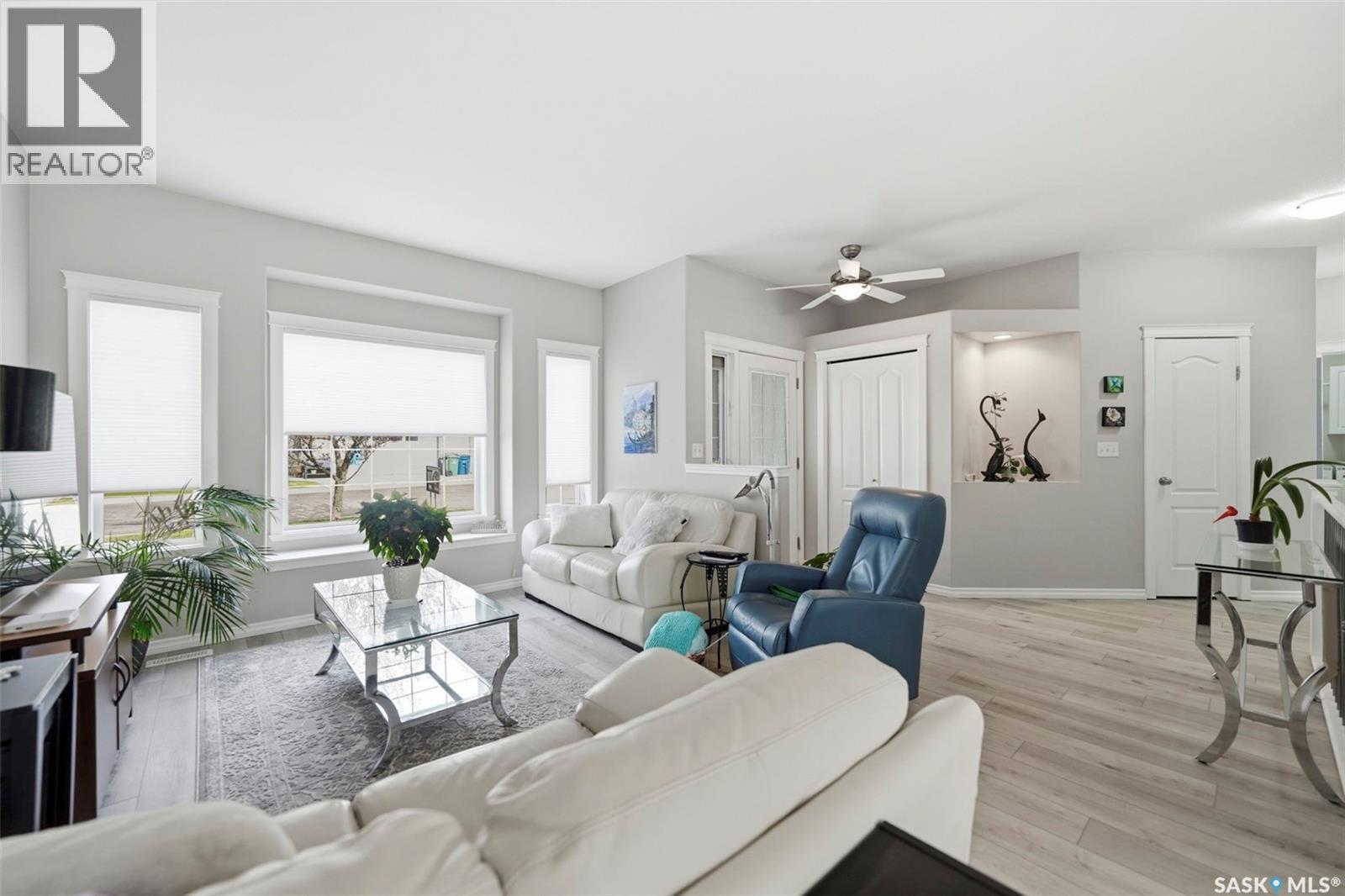 #8 320 3rd STREET - 6