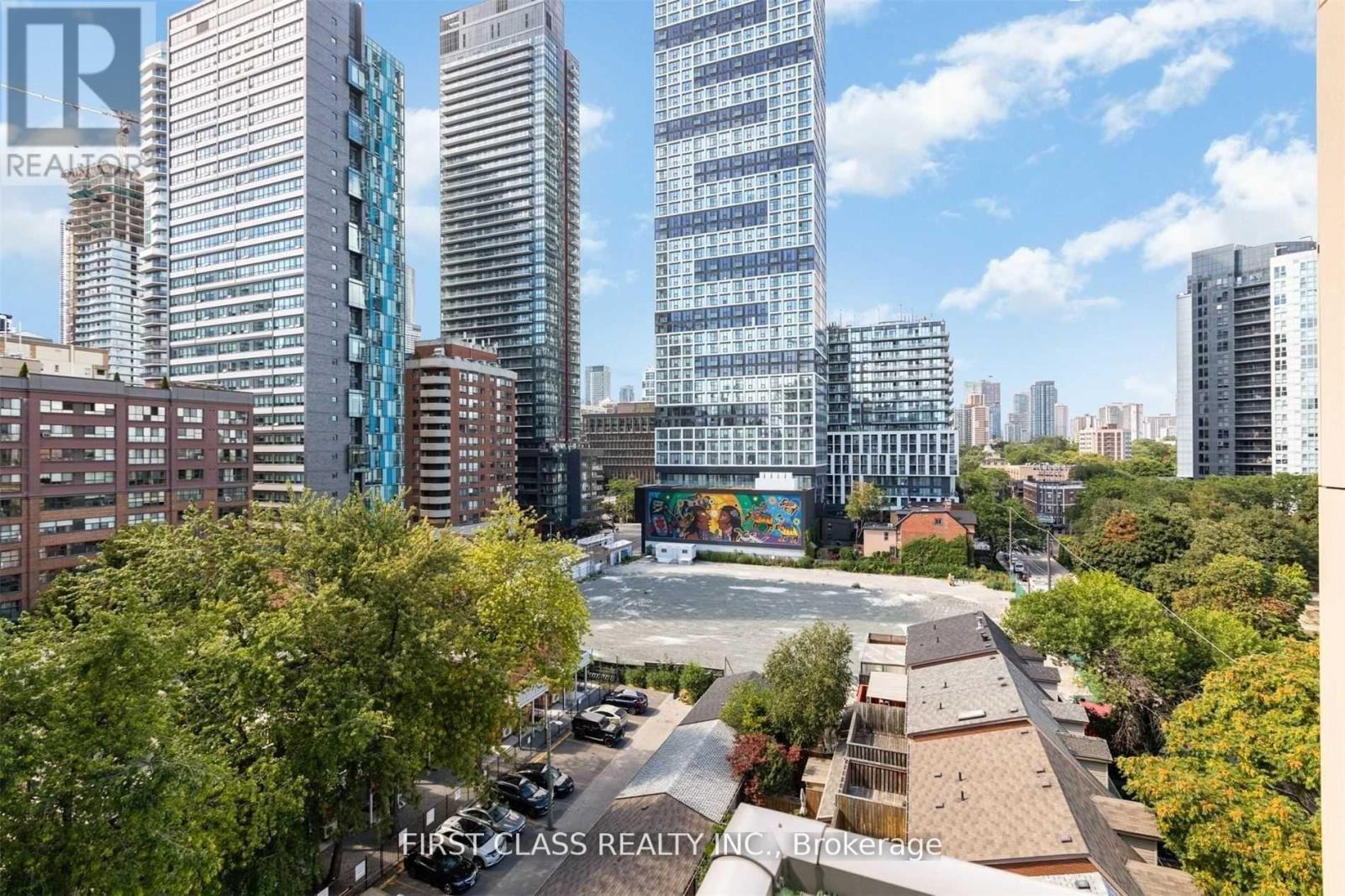 #907 220 GEORGE STREET - 6