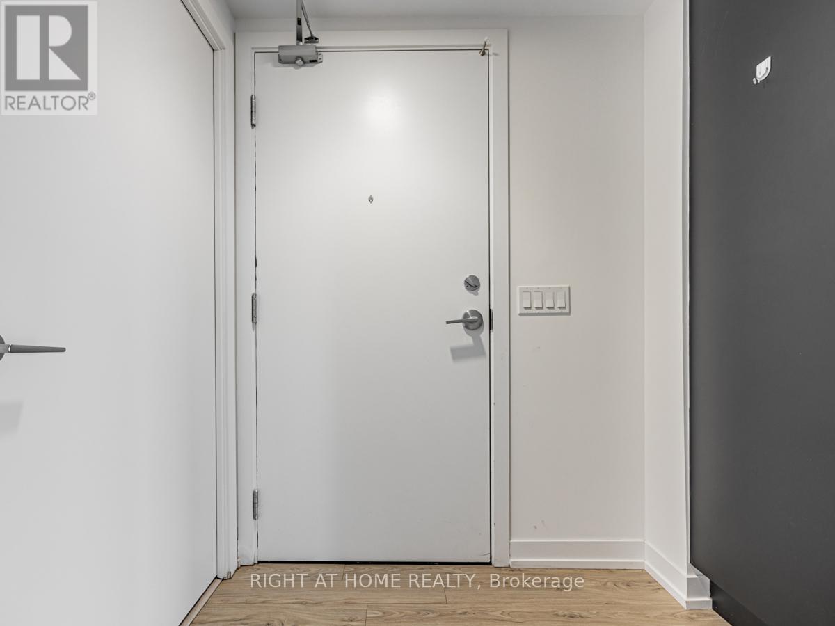 #1615 85 WOOD STREET - 7