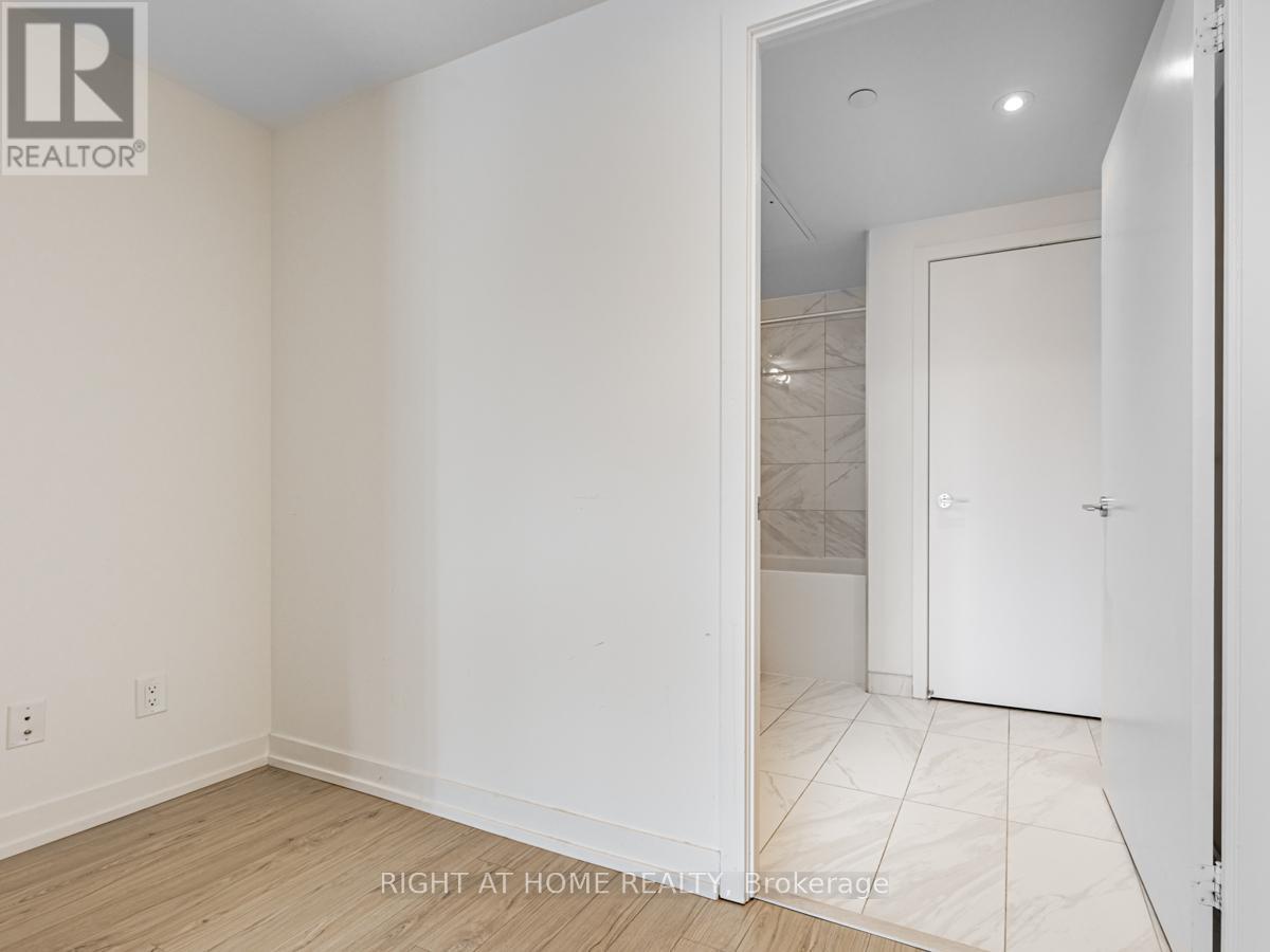#1615 85 WOOD STREET - 9