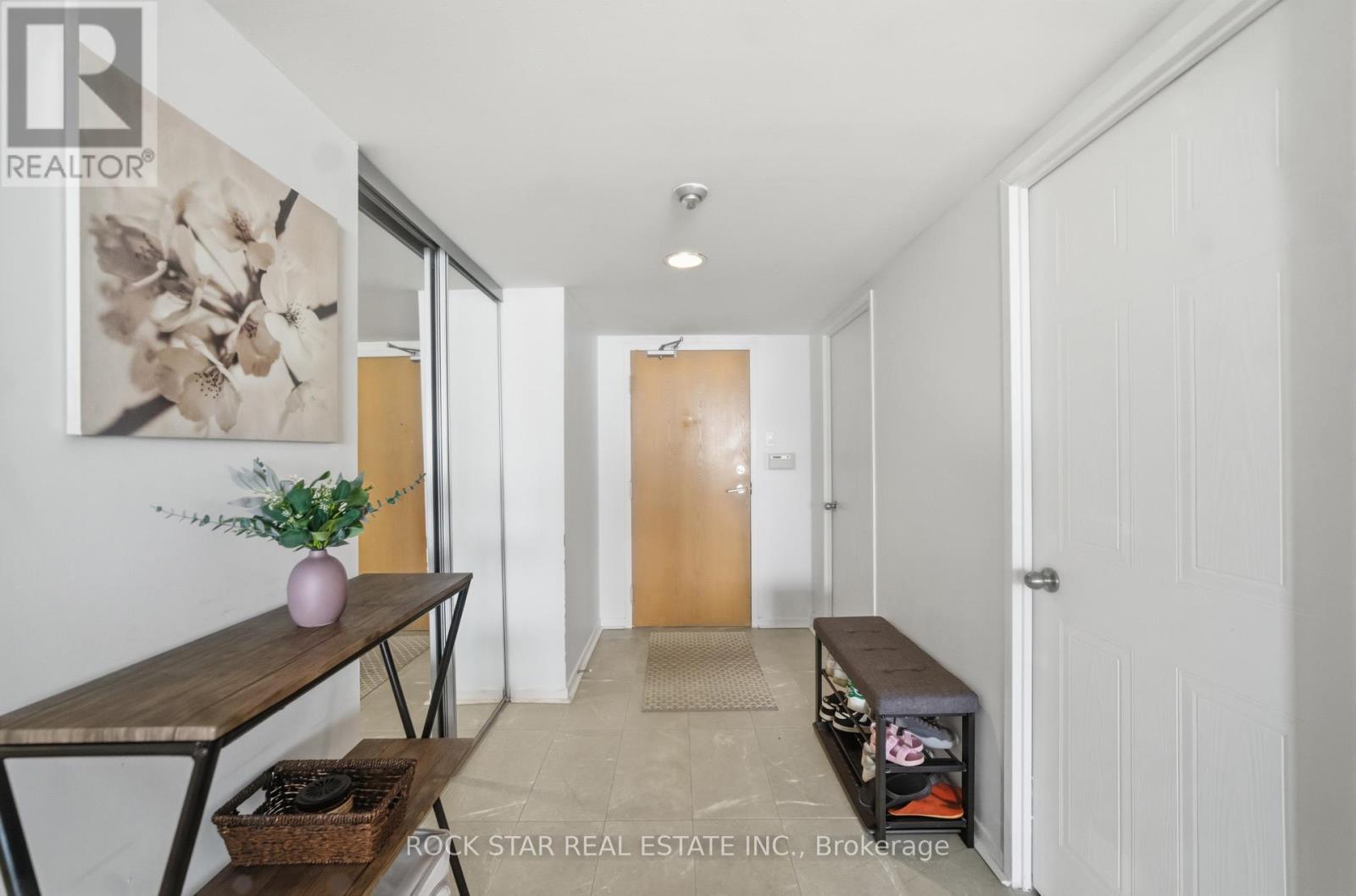 #701 5 KENNETH AVENUE - 10