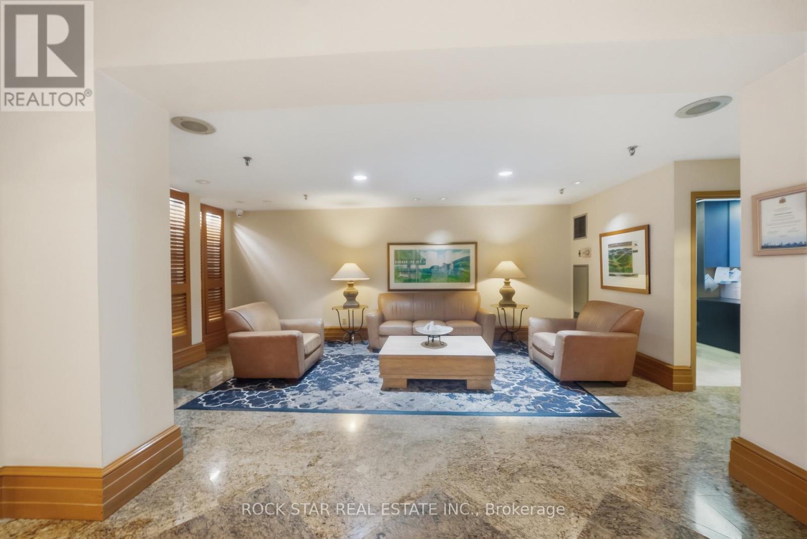 #701 5 KENNETH AVENUE - 29