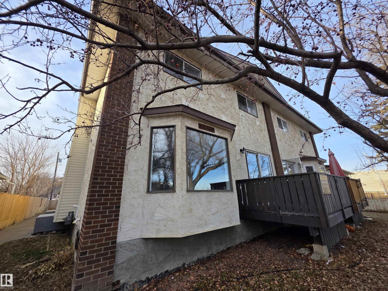 12430 85 ST NW - 1