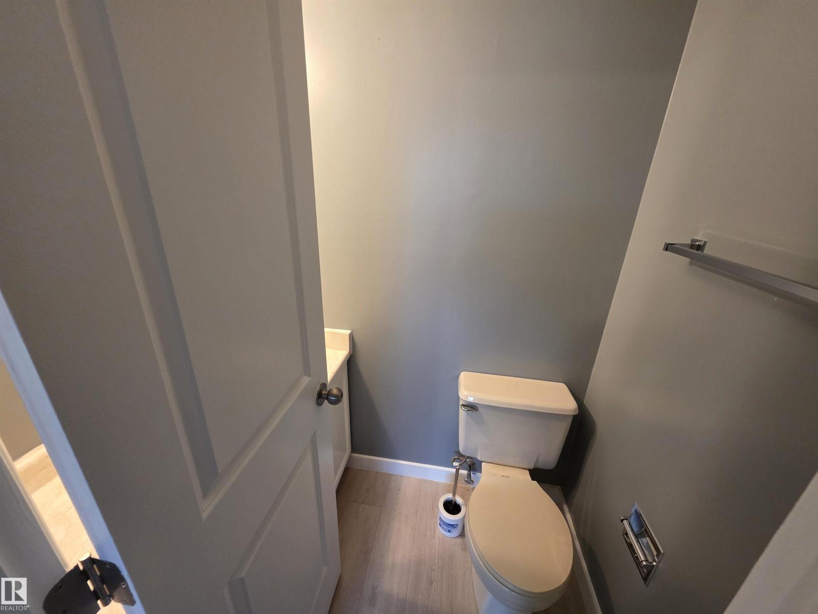 12430 85 ST NW - 17