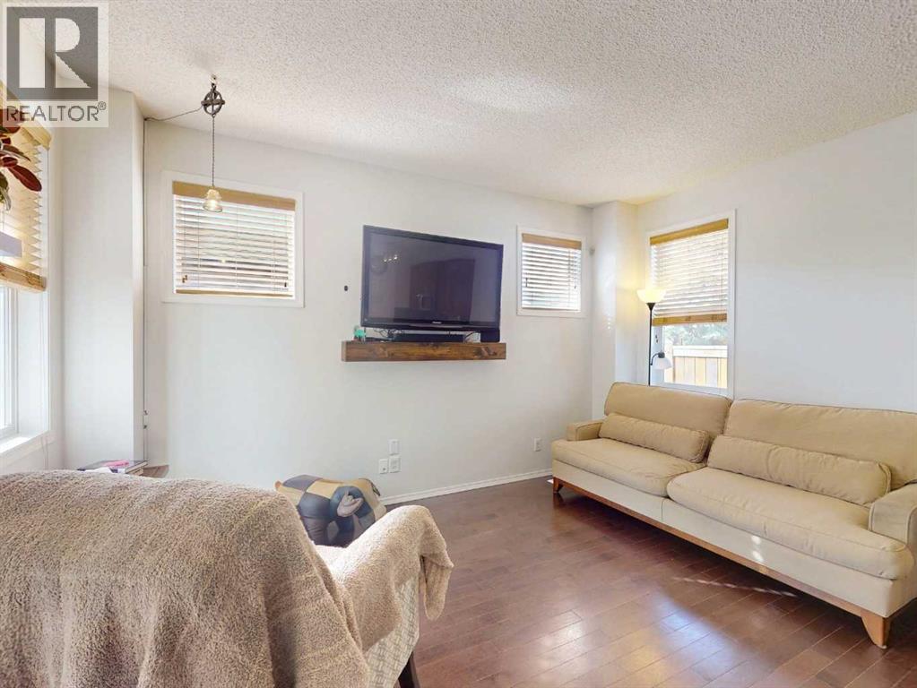 113 Evansford Circle NW - 9