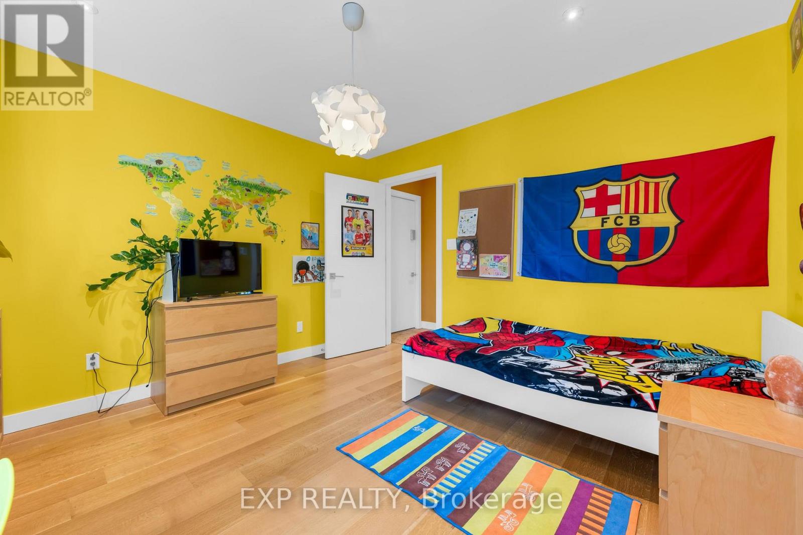 39 HILTS DRIVE - 23