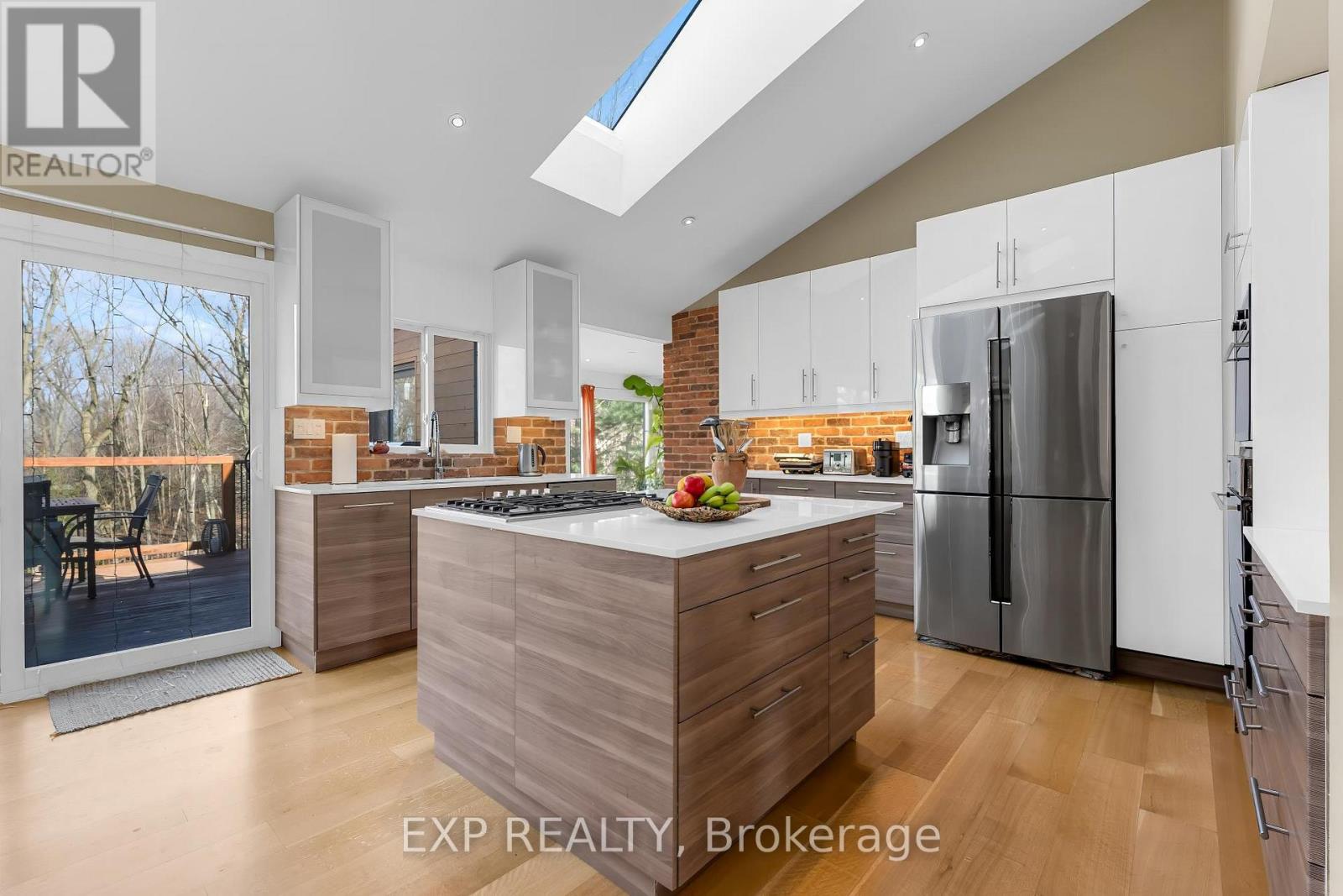 39 HILTS DRIVE - 8