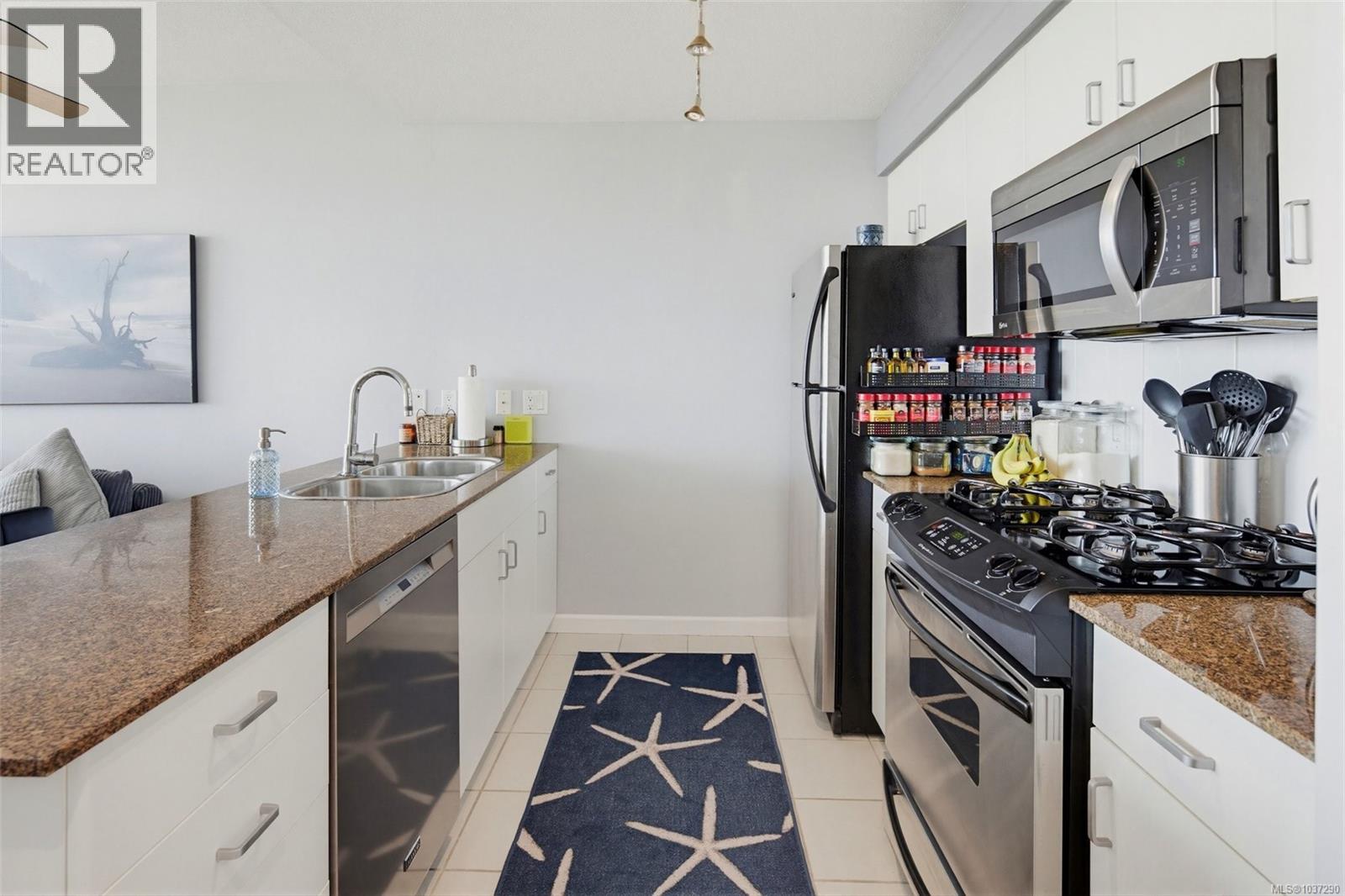 1014 160 Wilson Street, Victoria