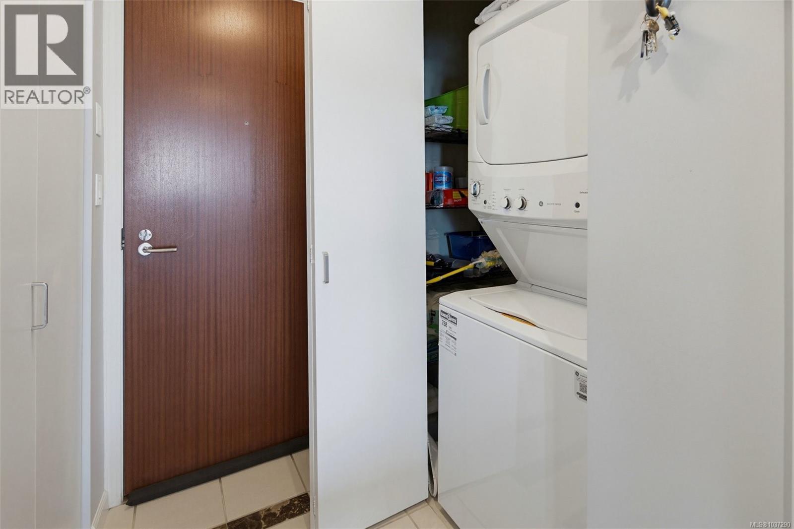 #1014 160 Wilson St - 32