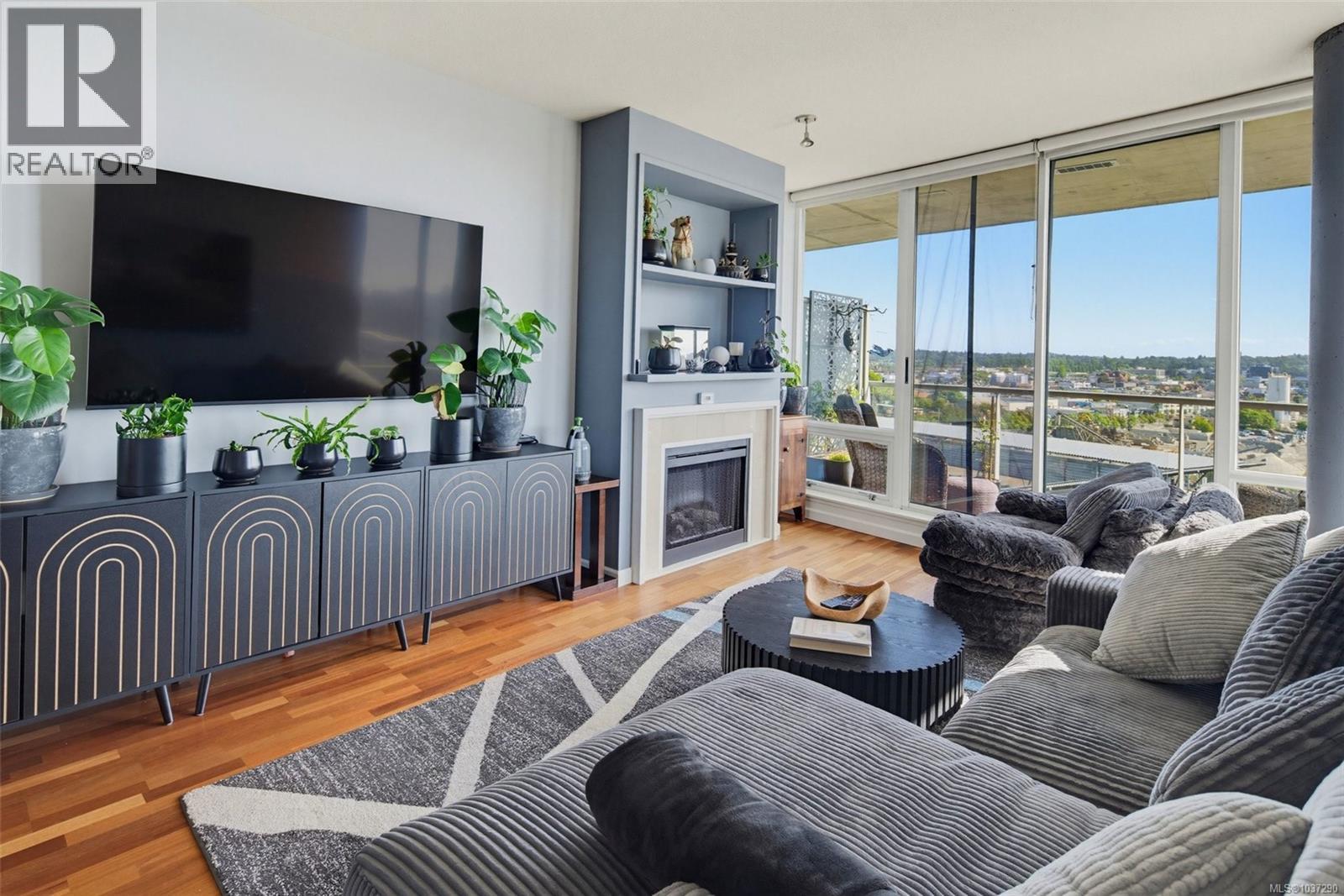 #1014 160 Wilson St - 12