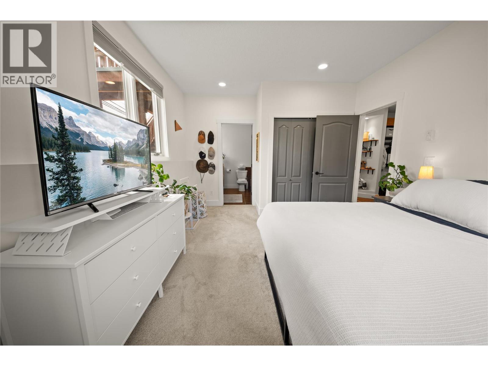 #501 7337 PROSPECTOR Avenue - 14