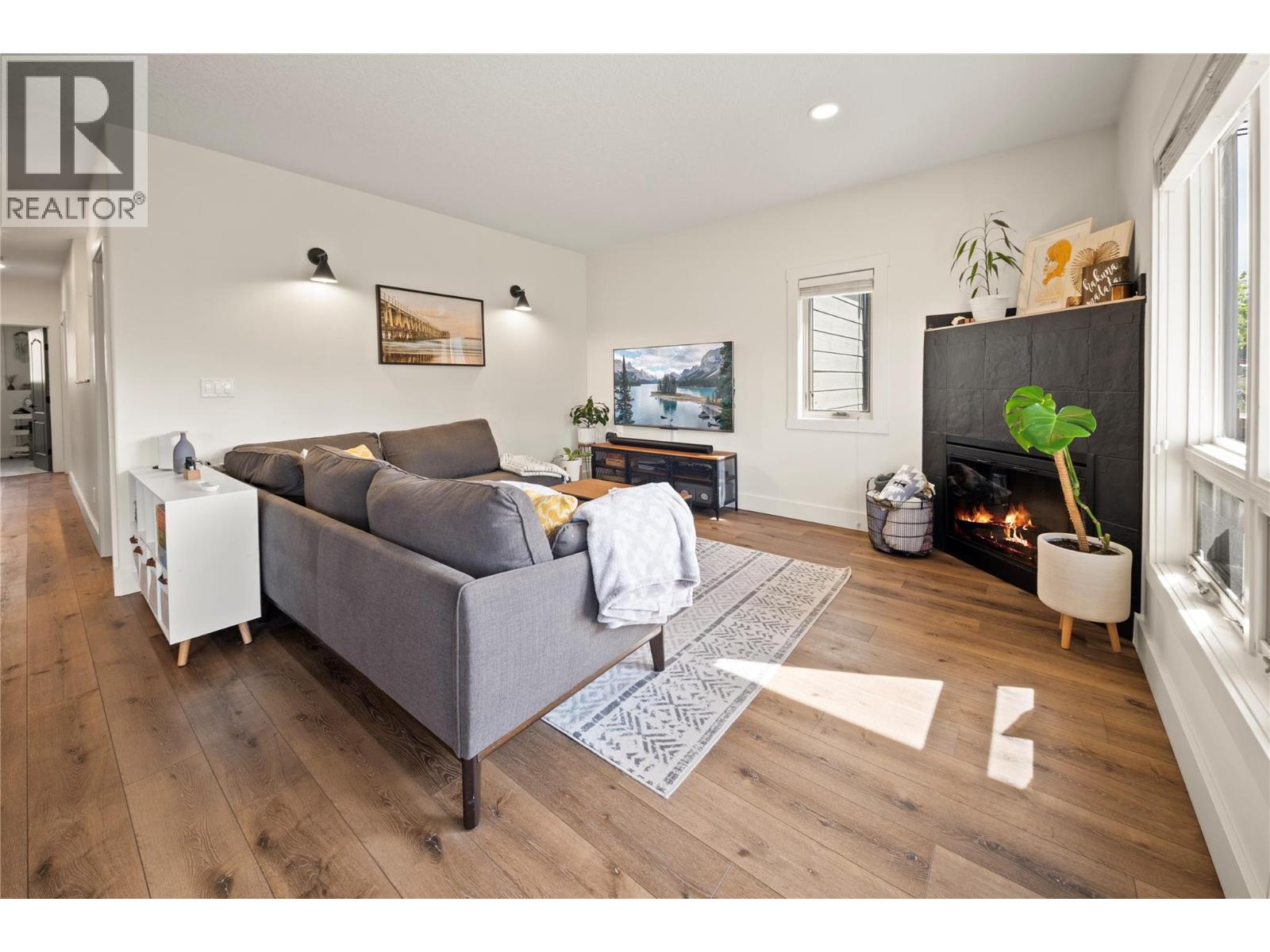 #501 7337 PROSPECTOR Avenue - 6