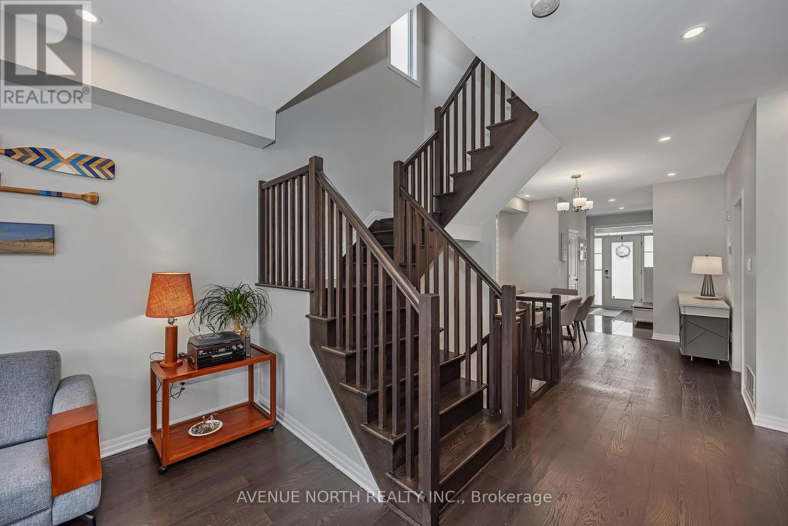 323 LYSANDER PLACE - 19