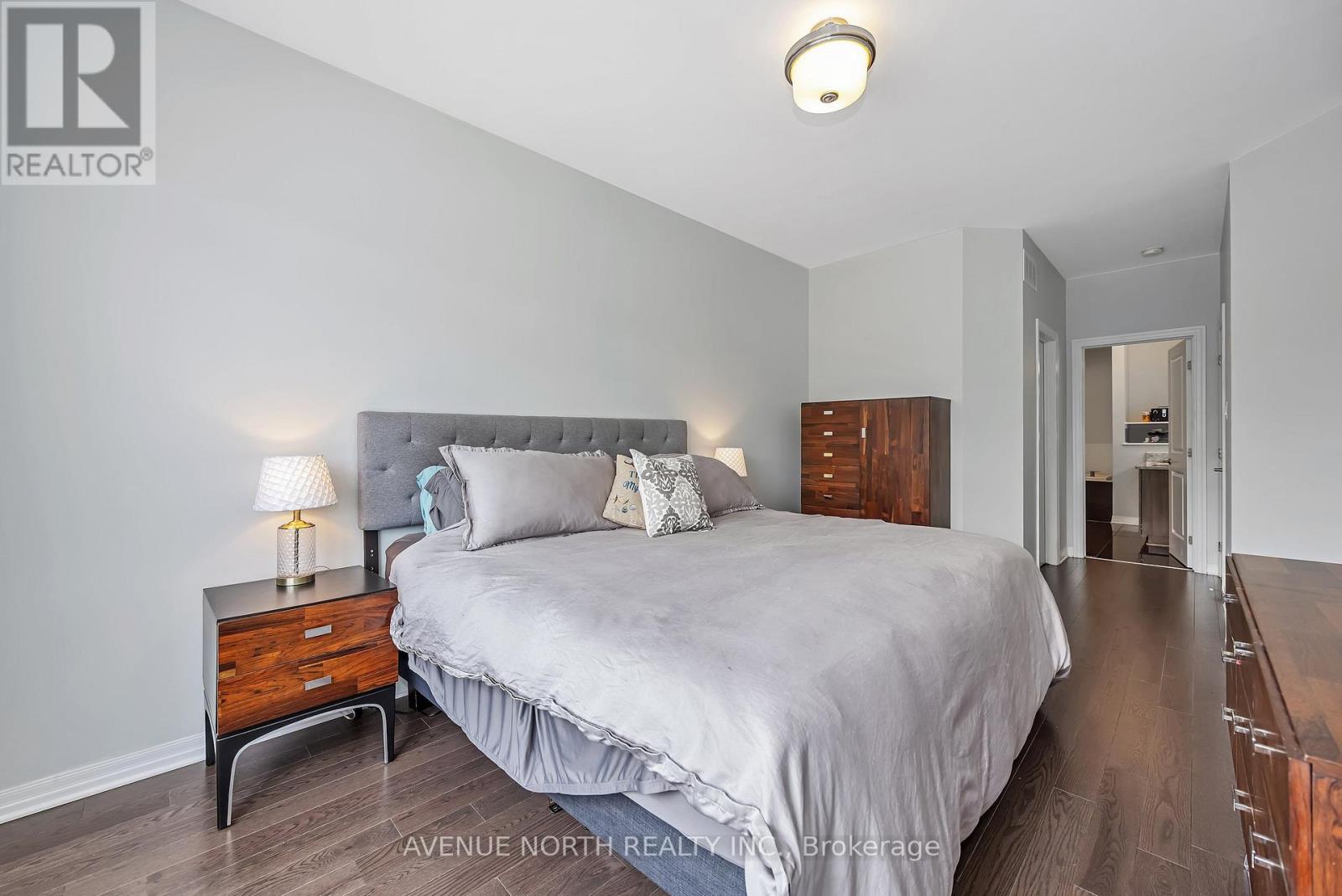 323 LYSANDER PLACE - 23