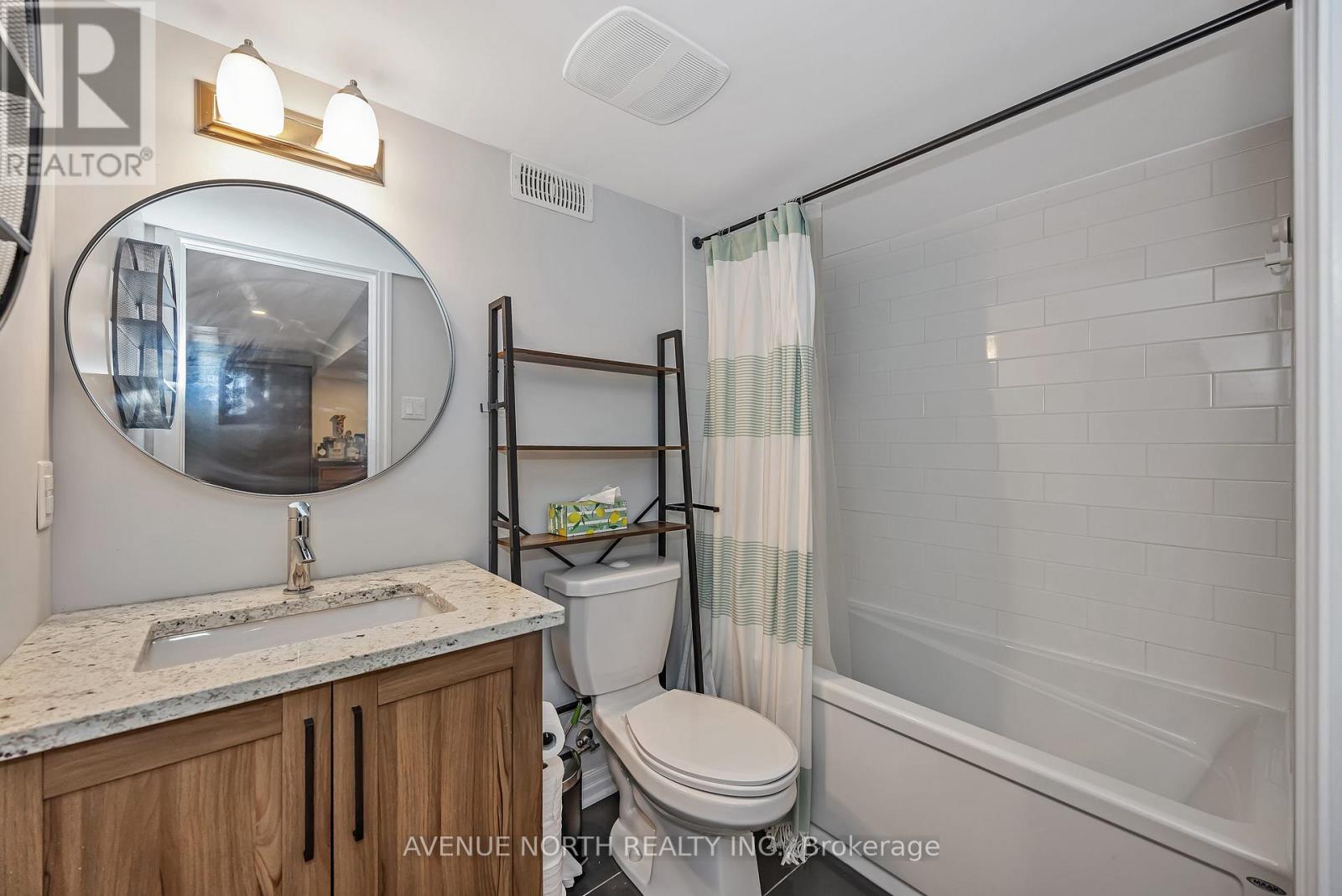 323 LYSANDER PLACE - 39