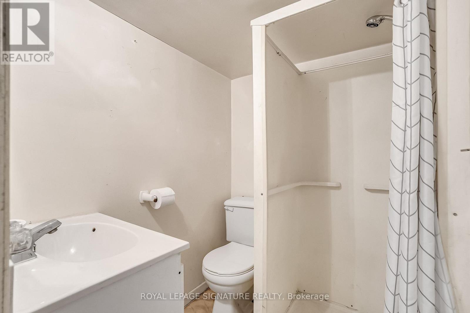 473 HILLSDALE AVENUE E - 36