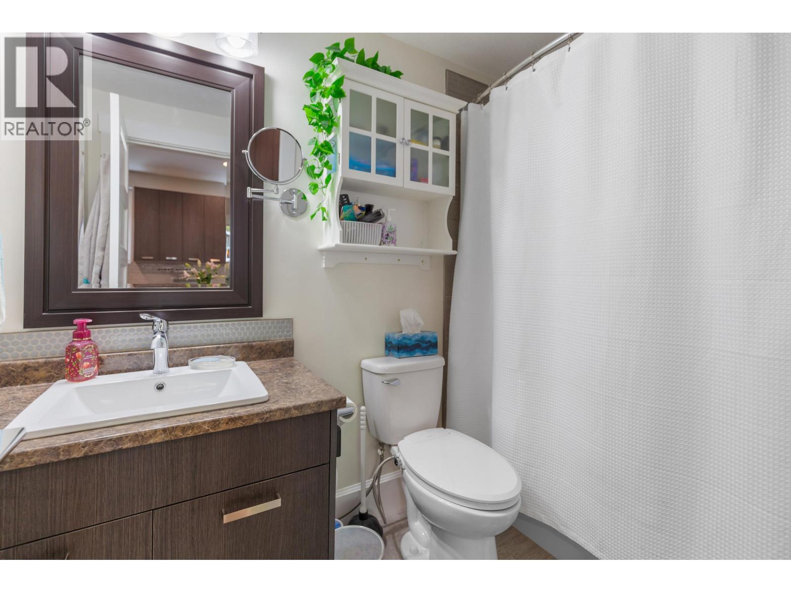 3231 MAURICE DRIVE - 29