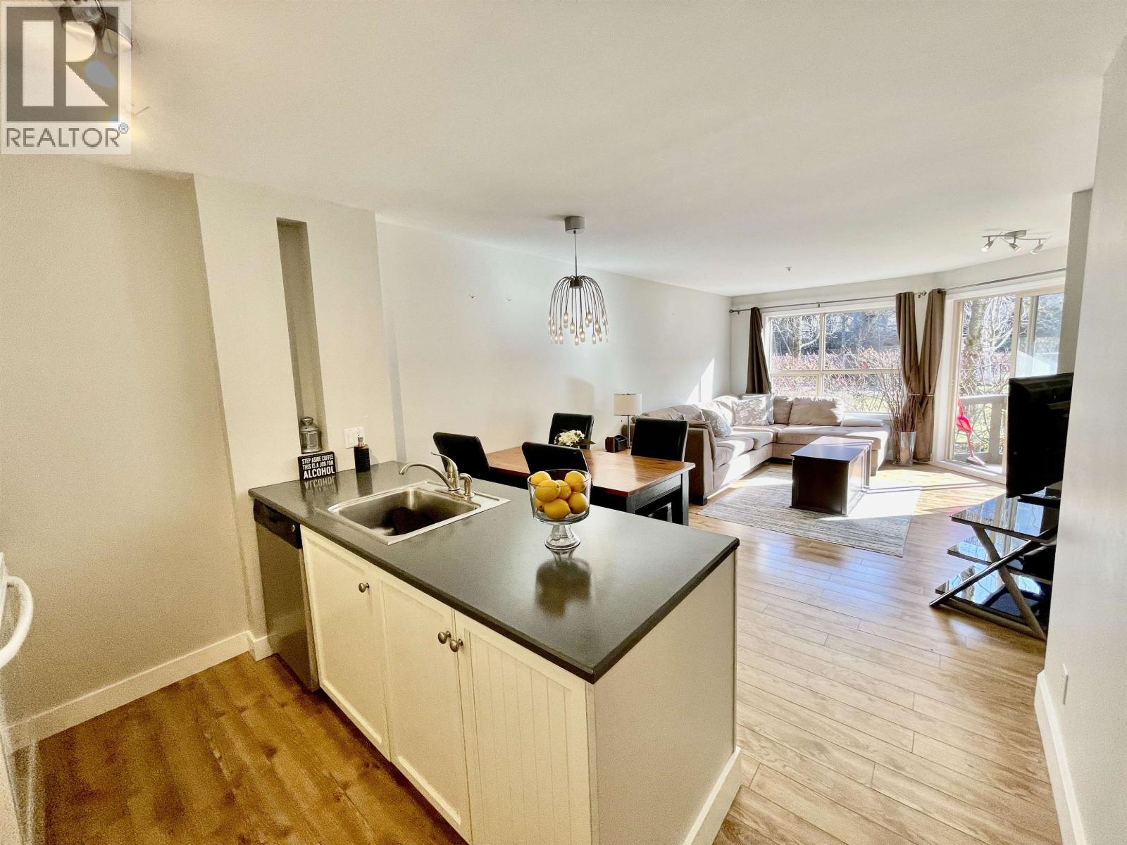103 4800 SPEARHEAD DRIVE, Whistler