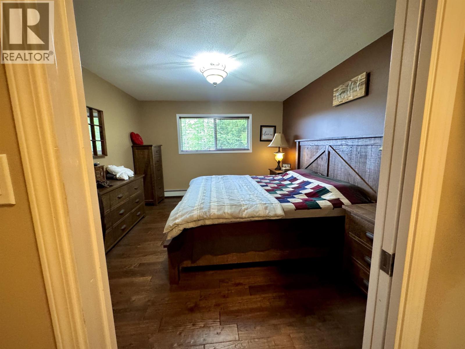 6500 GREY CRESCENT - 15