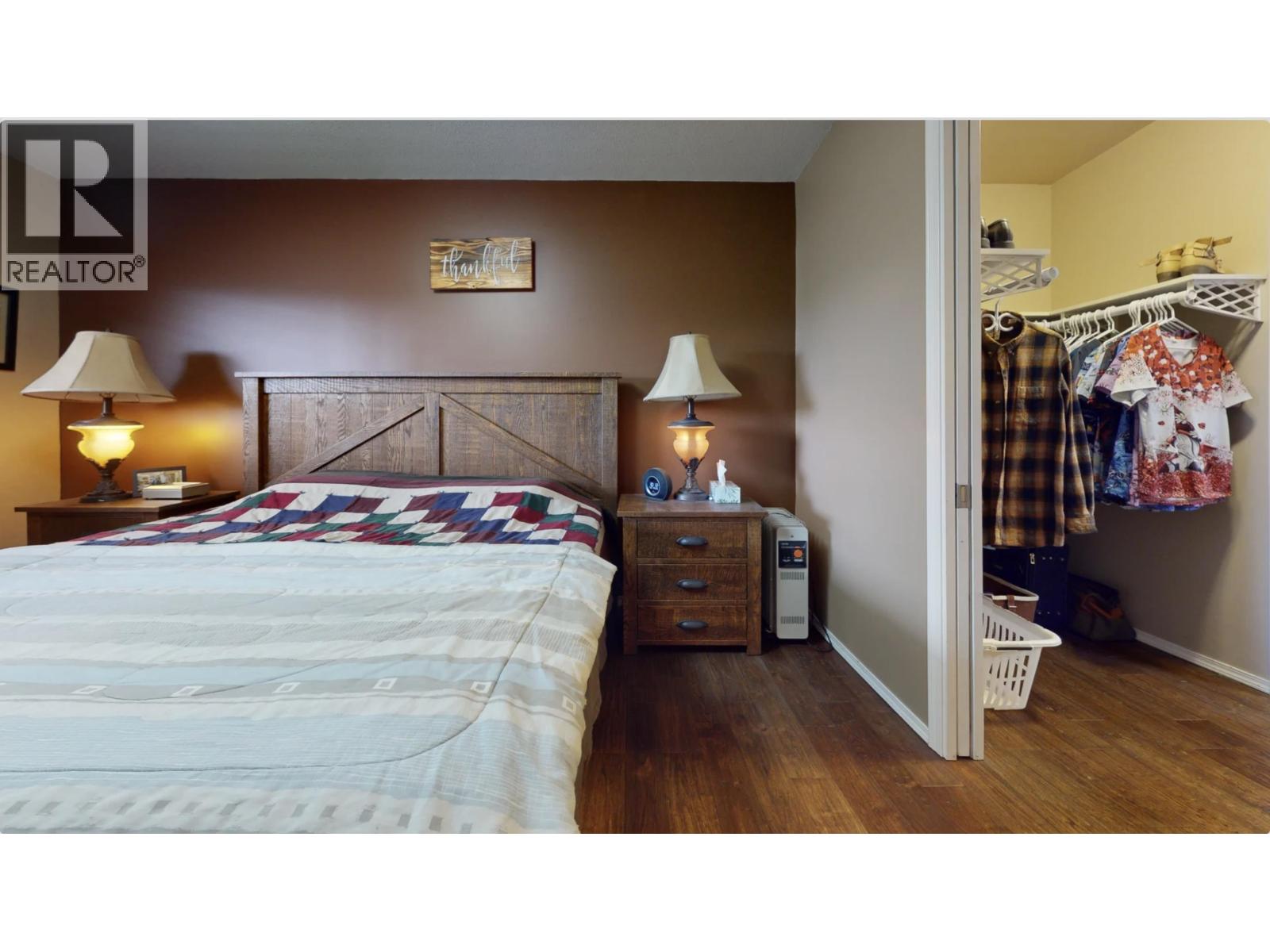 6500 GREY CRESCENT - 13