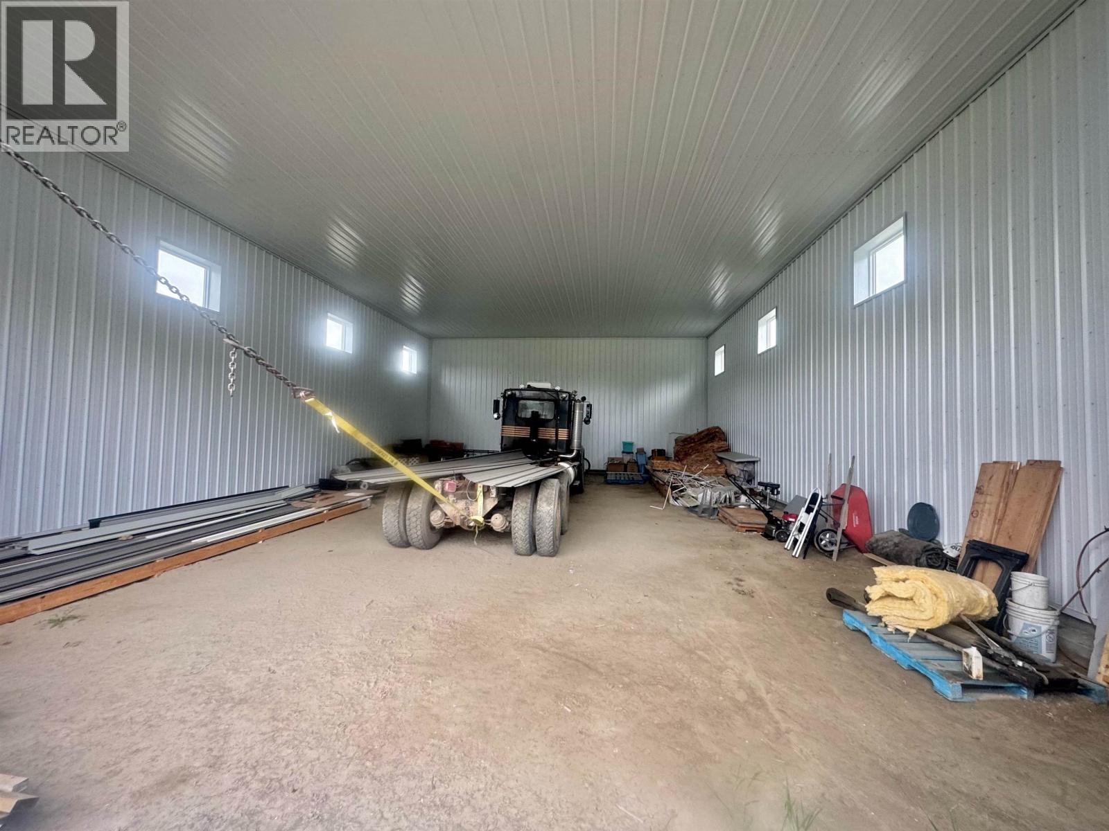 6500 GREY CRESCENT - 28