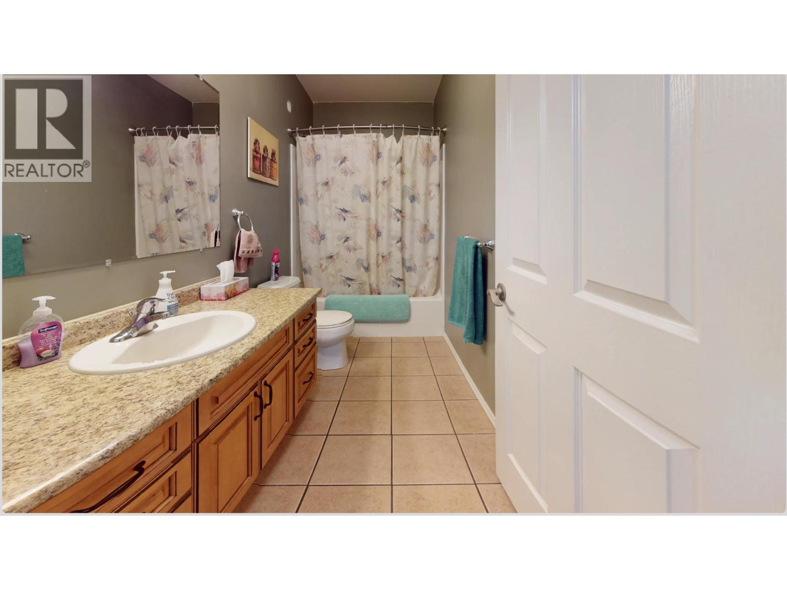 6500 GREY CRESCENT - 18