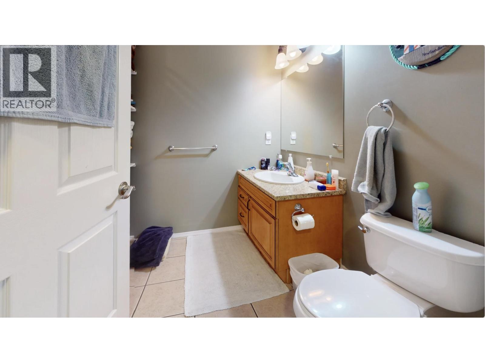 6500 GREY CRESCENT - 20