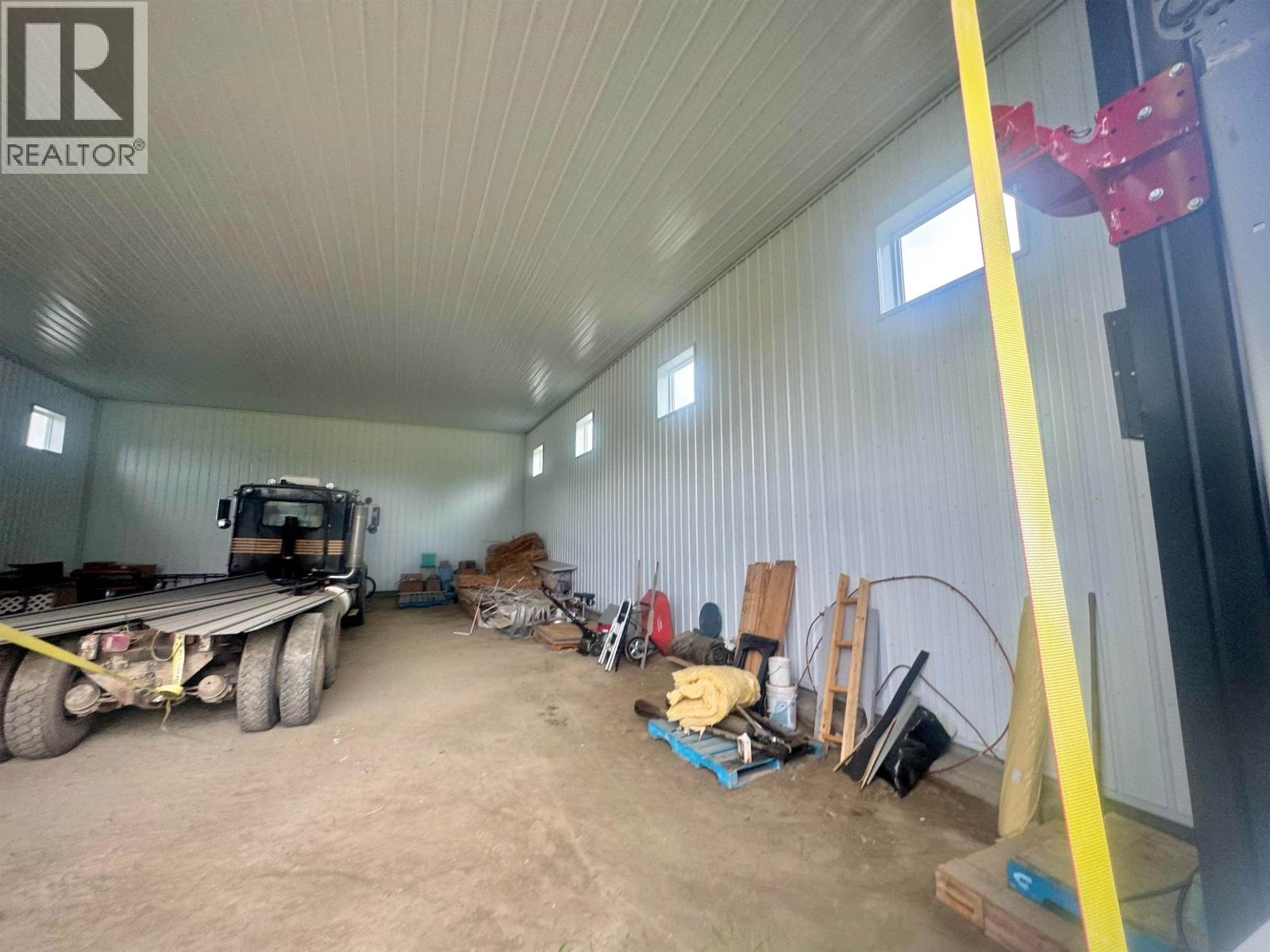 6500 GREY CRESCENT - 30