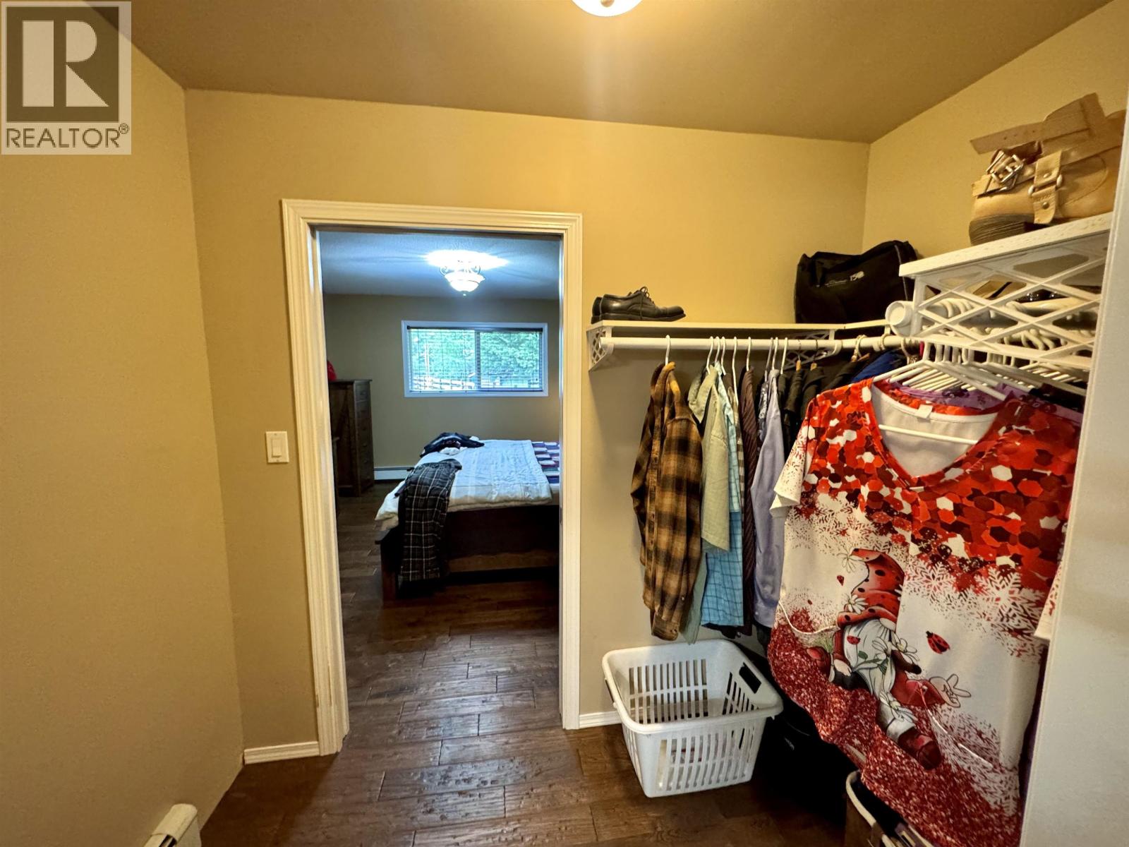 6500 GREY CRESCENT - 17