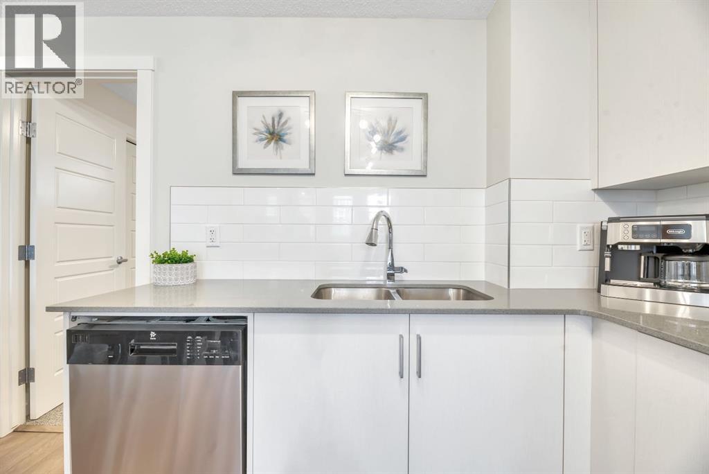 314 Cranbrook Square SE - 16