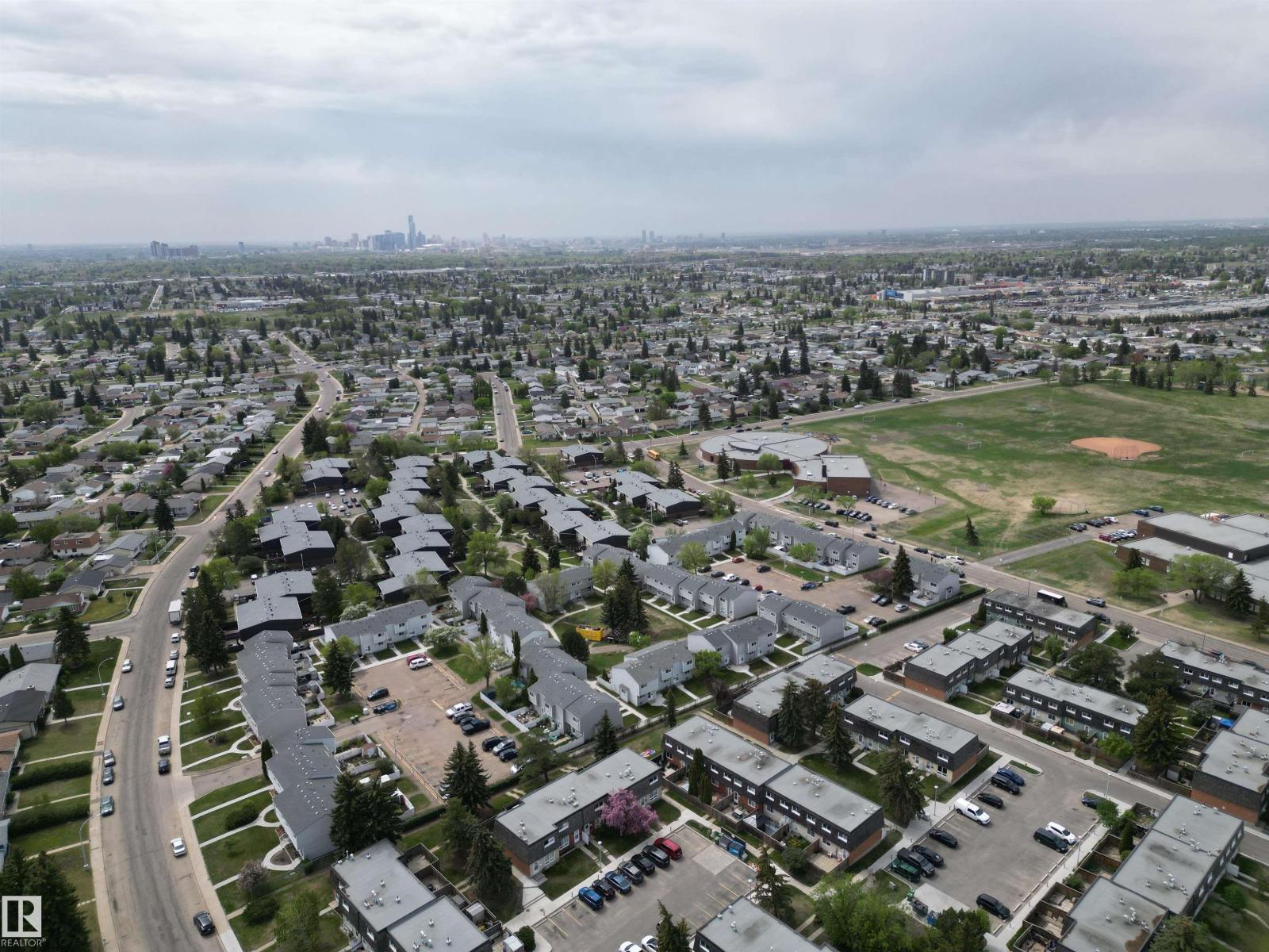 166 ROSELAND VG NW - 67